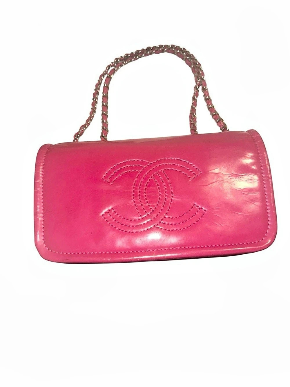 Chanel Classic Flap Patent Shoulder Bag in Pink - Picture 4 of 11